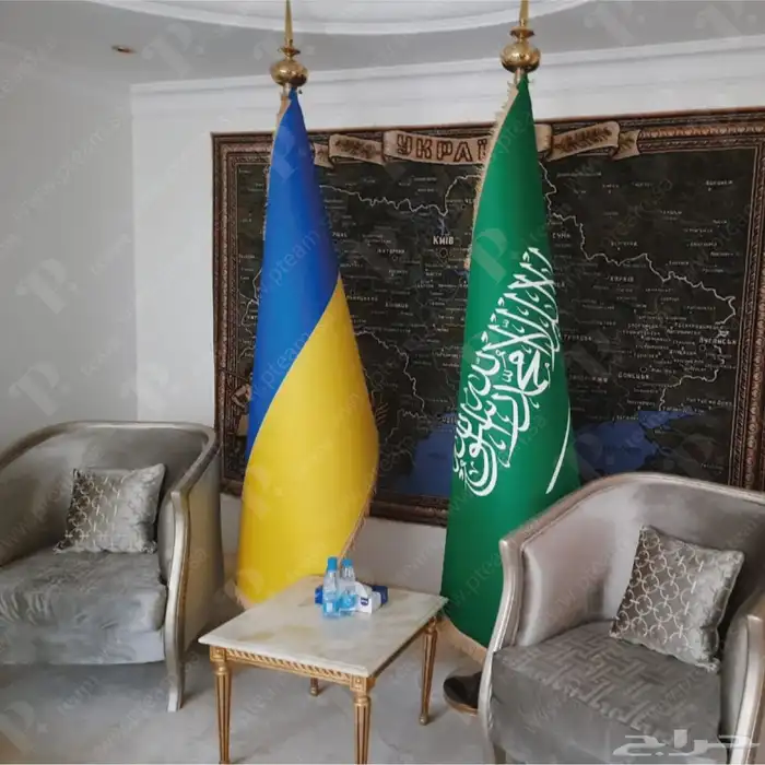 طباعة وتنفيذ جميع انواع الاعلام 5
