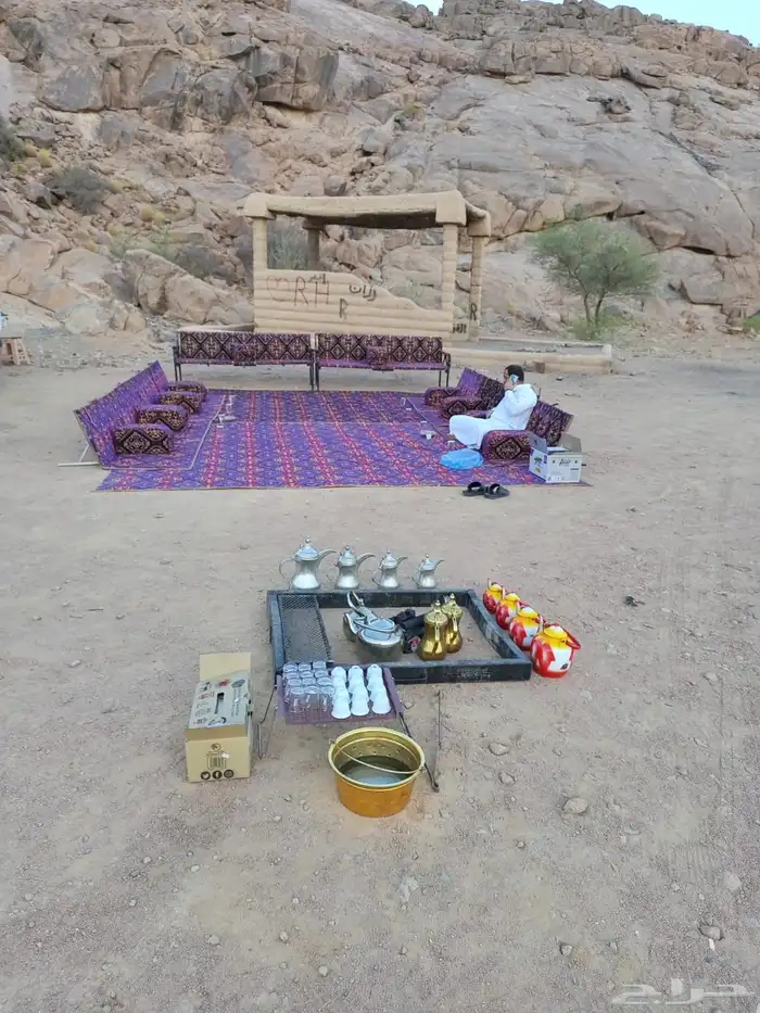 سيارة للرحلات والطلعات البريه بحائل 24