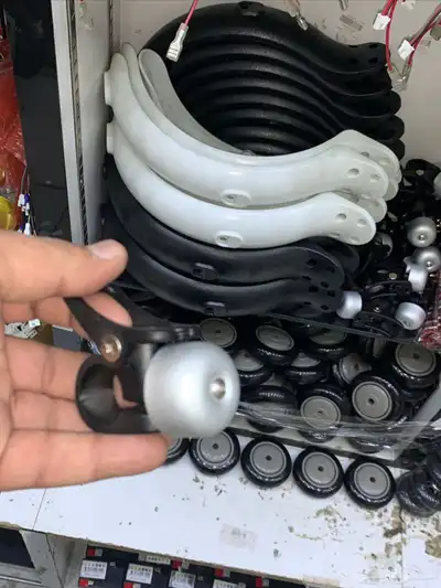 قطع غيار جميع انواع السكوترات 35