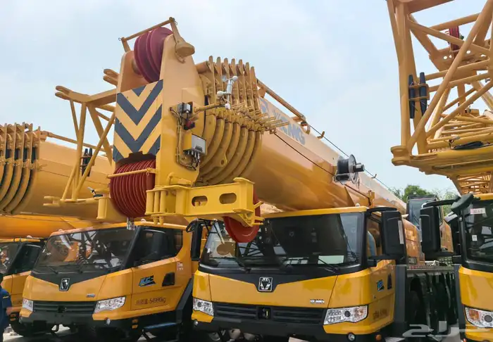 Cranes for rent 0