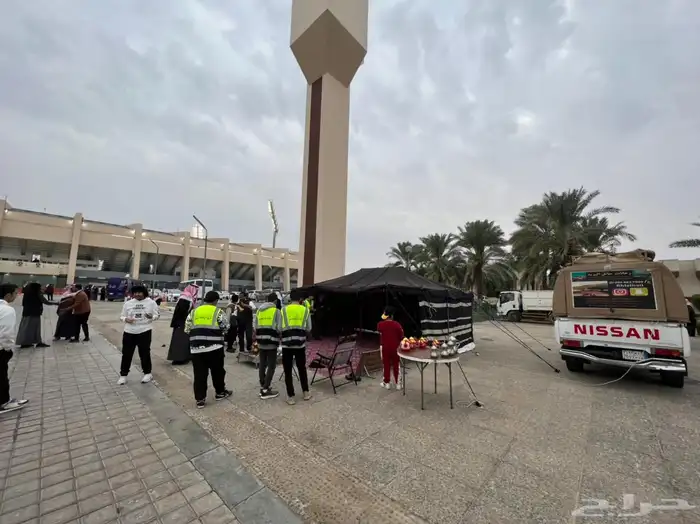سيارة للرحلات والطلعات البريه بحائل 16