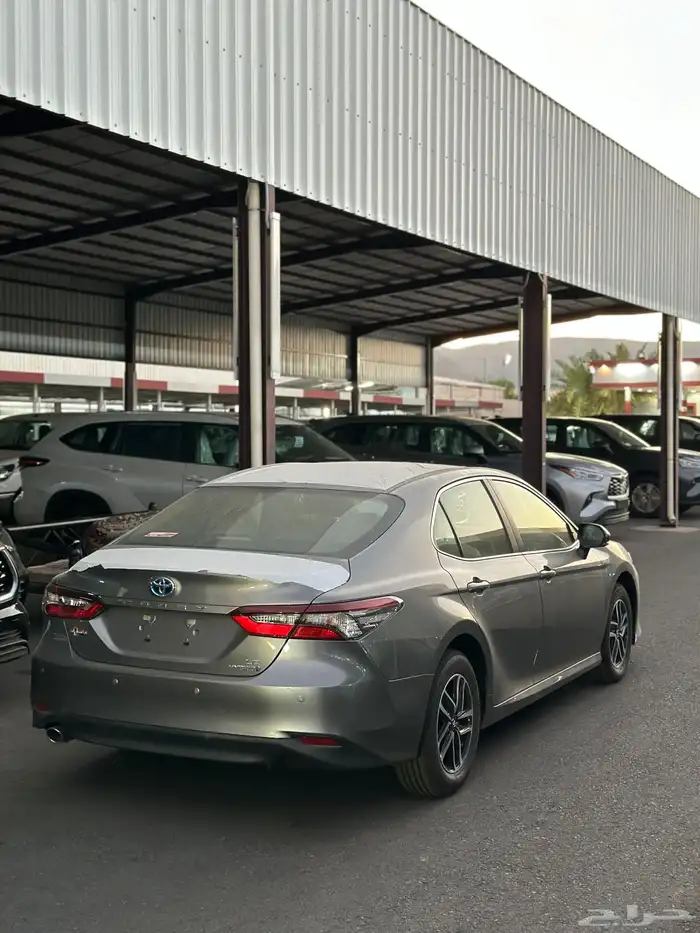 تويوتا كامري LE هايبرد 2024 كاش وتقسيط 4