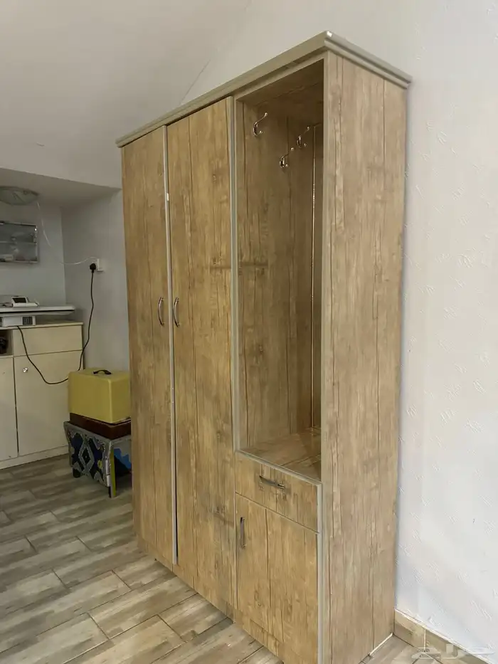 طاولة طعام ممتازة من هوم ماستر ثمان كراسي  دالوب ملابس 4