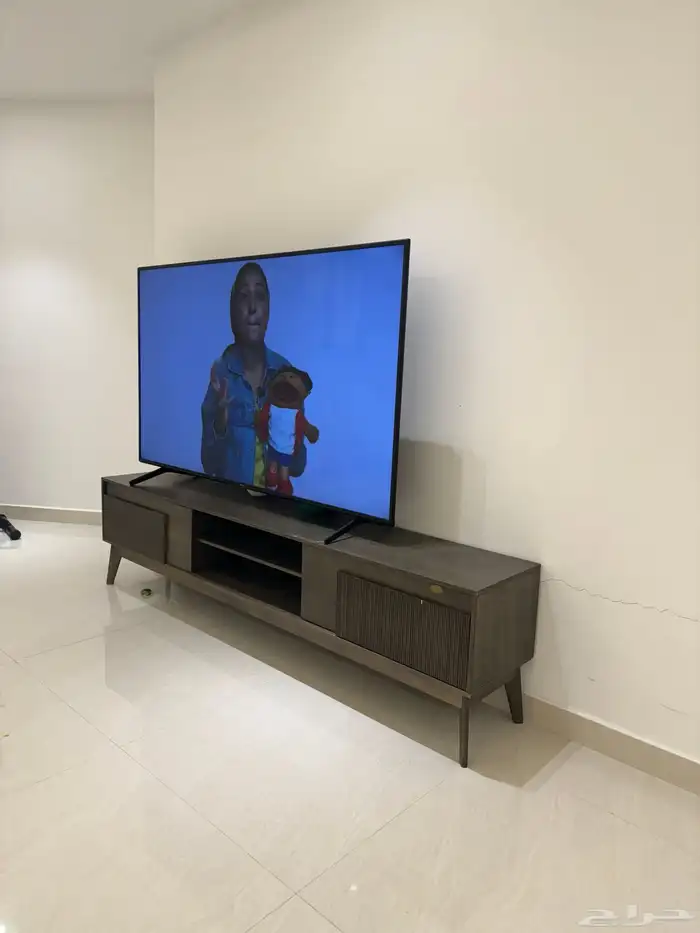 طاولة تلفزيون 0