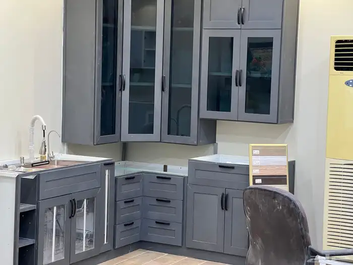 تفصيل مطابخ المنيوم وخشب 9