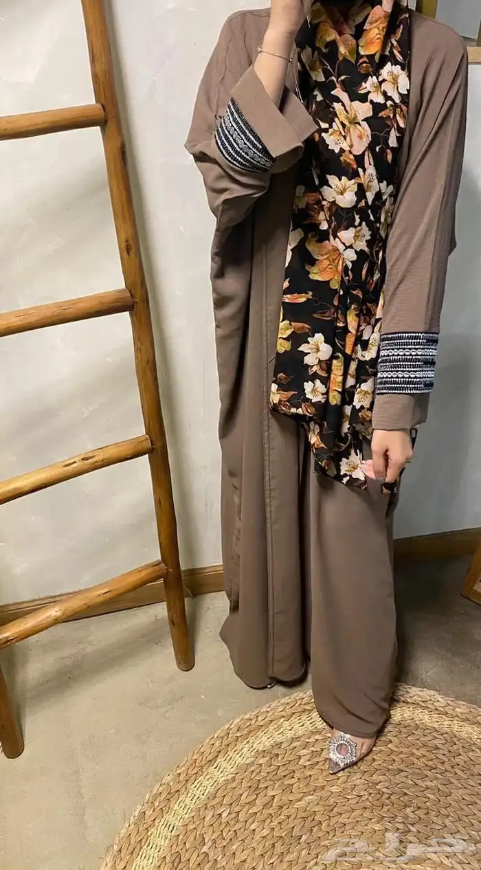 عبايات بسعر رمزي 1