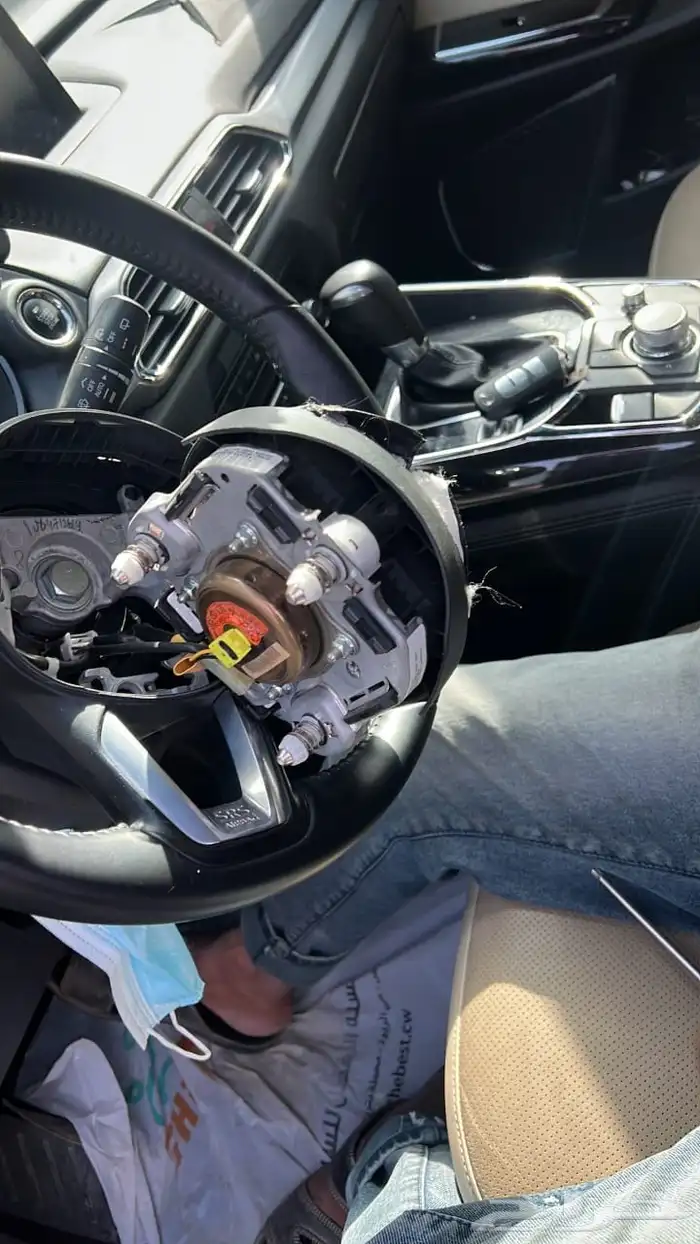 لكزس 570 موديل 2022 3