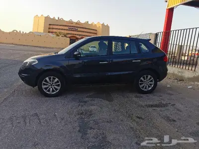 للبيع جيب كوليوس موديل 2014 2