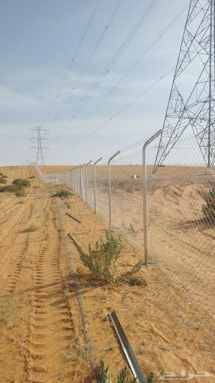 مضلات مواقف سيارات خيام ملكي 1