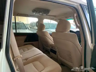لاندكروزر GXR 2015 سعودي 60 عام 8