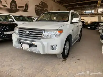 لاندكروزر GXR 2015 سعودي 60 عام 1