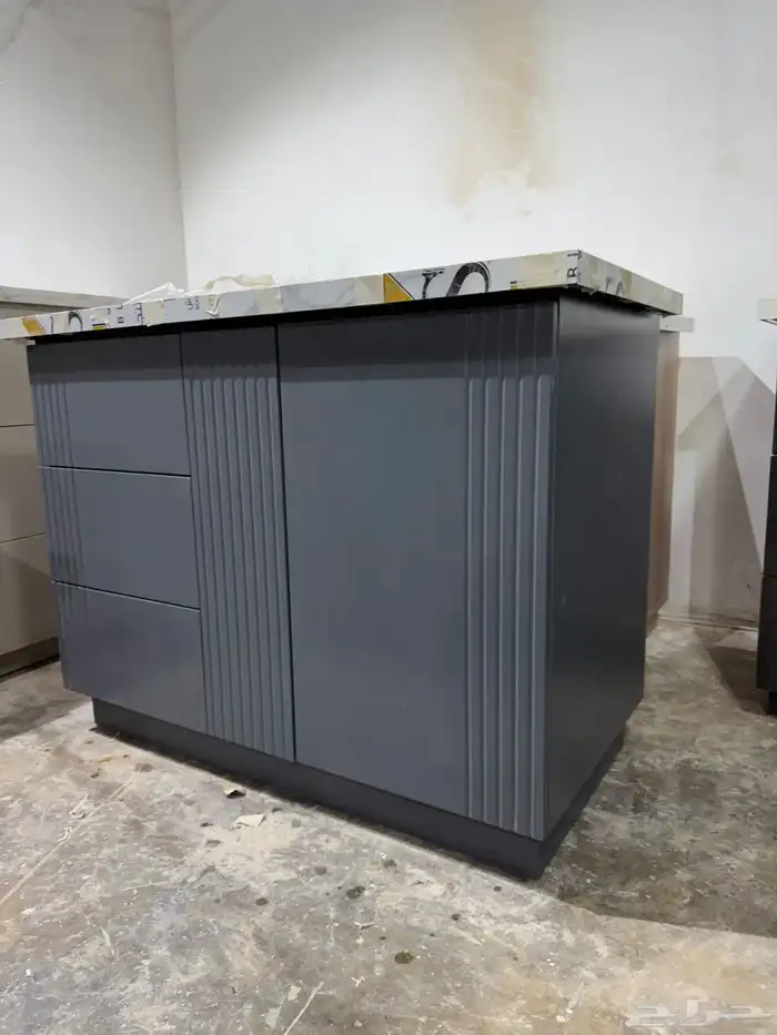 تفصيل حسب الطلب يرجى التواصل على الرقم عالخاص 0