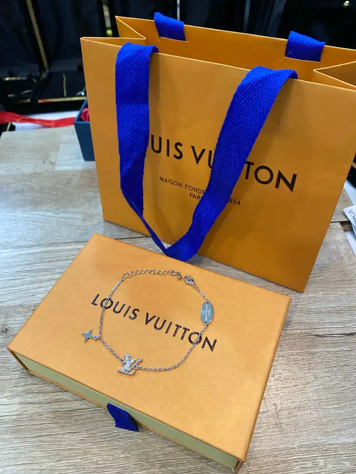 اساور نسائية 7