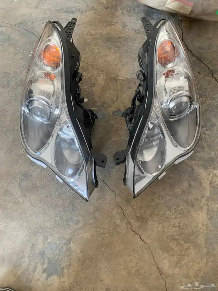 للبيع شمعات و شبك ex35  Qx50 جديد 0