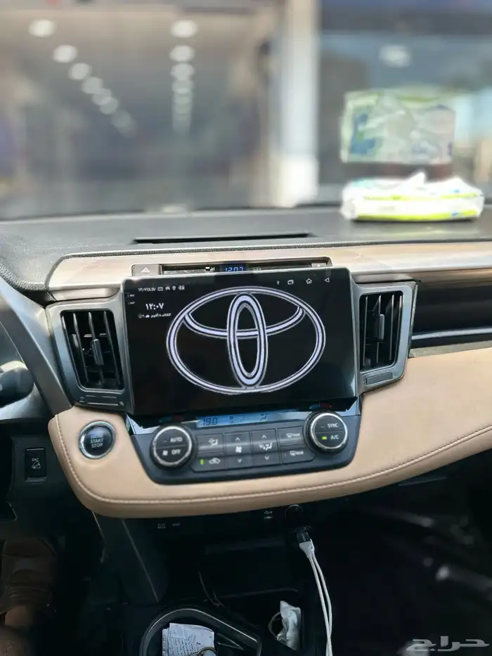 شاشه راف فور مديل 2018 بنظام ايل الكاربلاي والاندرويد 1