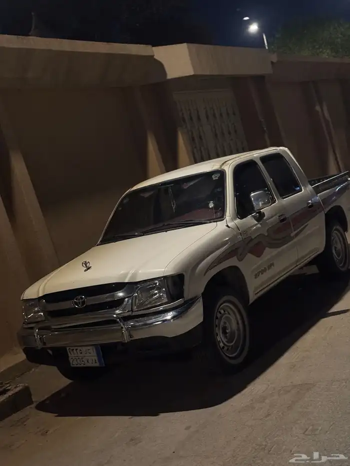 هايلكس 2003 4