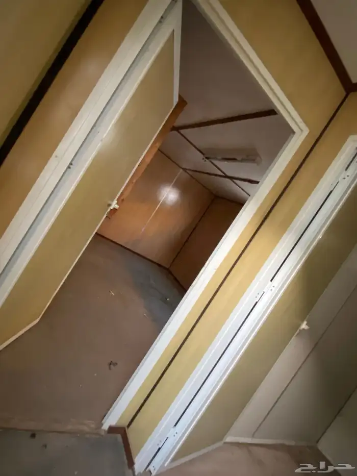 بركسات وكونتينرات للبيع 4