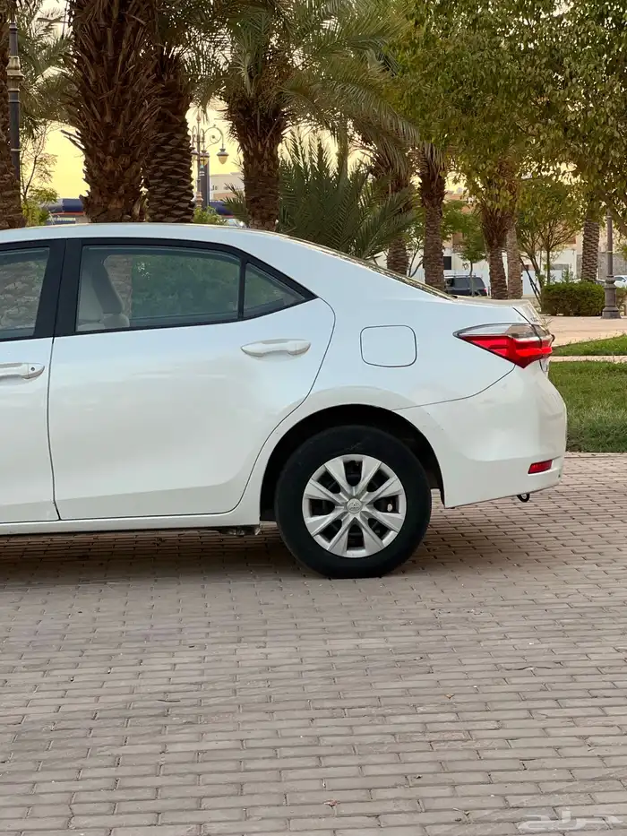 كورلا مديل 2018 تم البيع 8