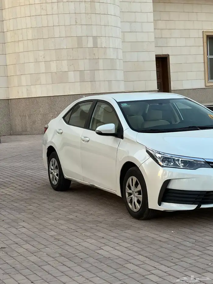 كورلا مديل 2018 تم البيع 17