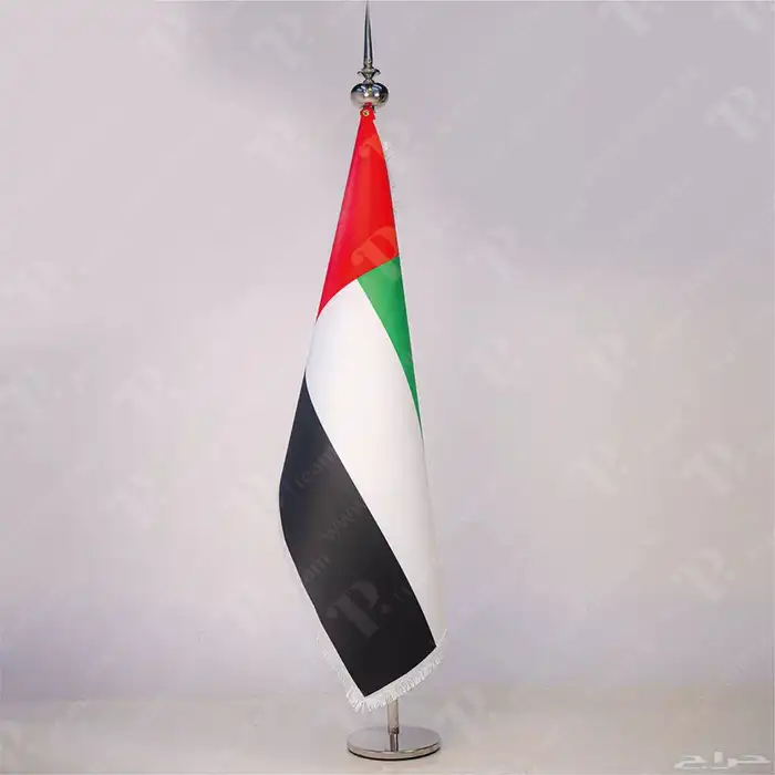 طباعة وتصنيع اعلام فاخرة 4