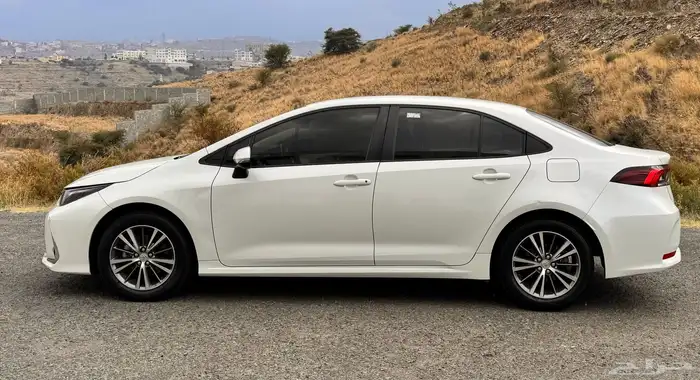 كورلا 2021 نص فل XLI 1500 ماشي قليل 3