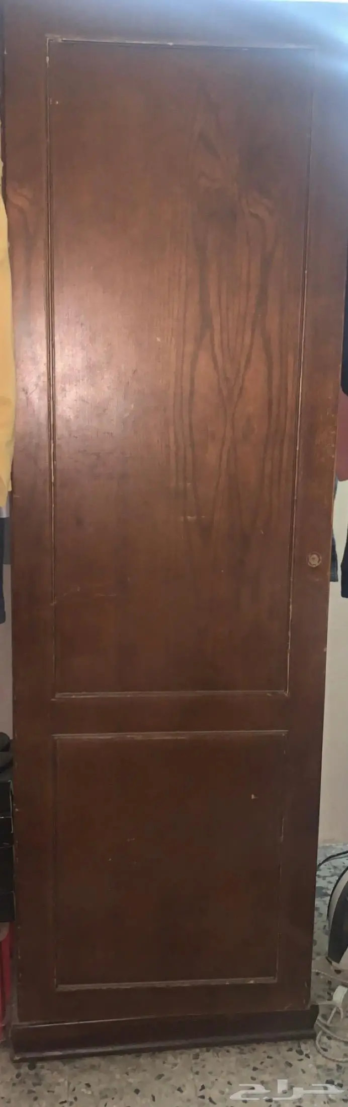 اغراض سرير ودولاب ومرايه وفرن كهربائي 6