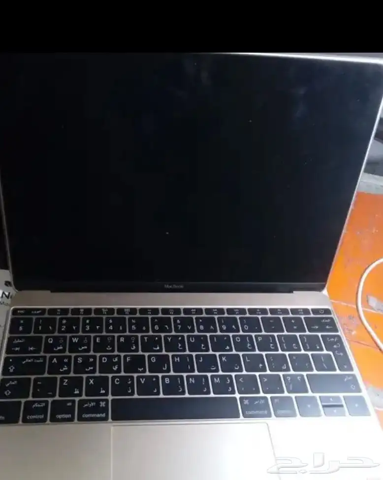 لاب توب ابل شبه جديد 0