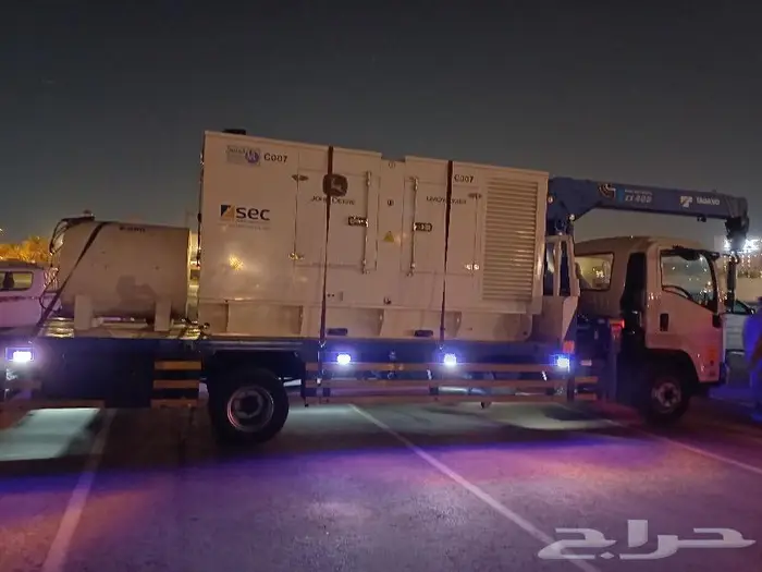 ايجار مولدات كهربائية وتورلايت ومواطير ومكاين 0