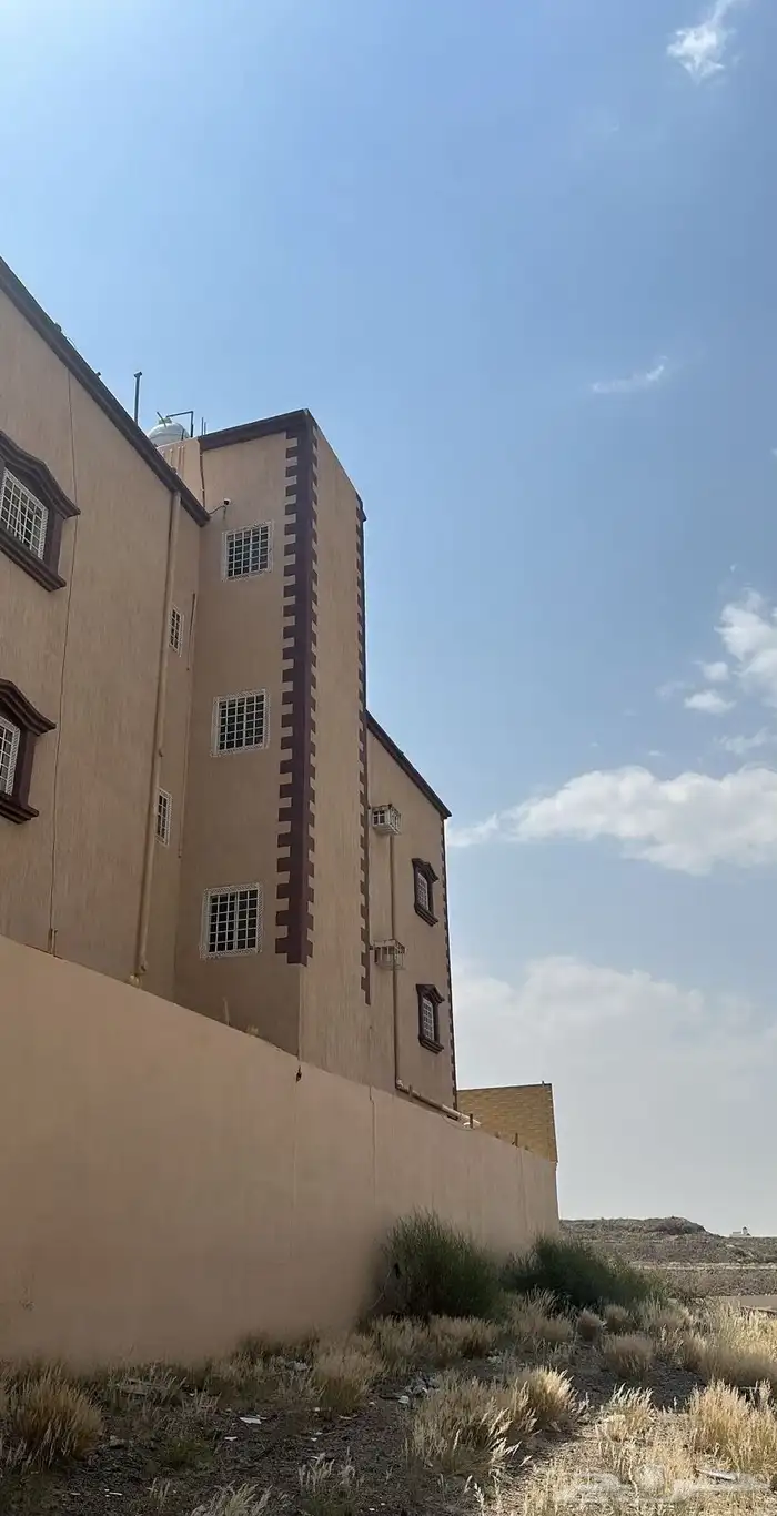طلب رخصة .  عماره 6 شقق لل بيع المحالة ابها 0