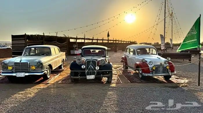 تأجير سيارات كلاسيك قديمة من النوادر تراث للعرض فقط 5