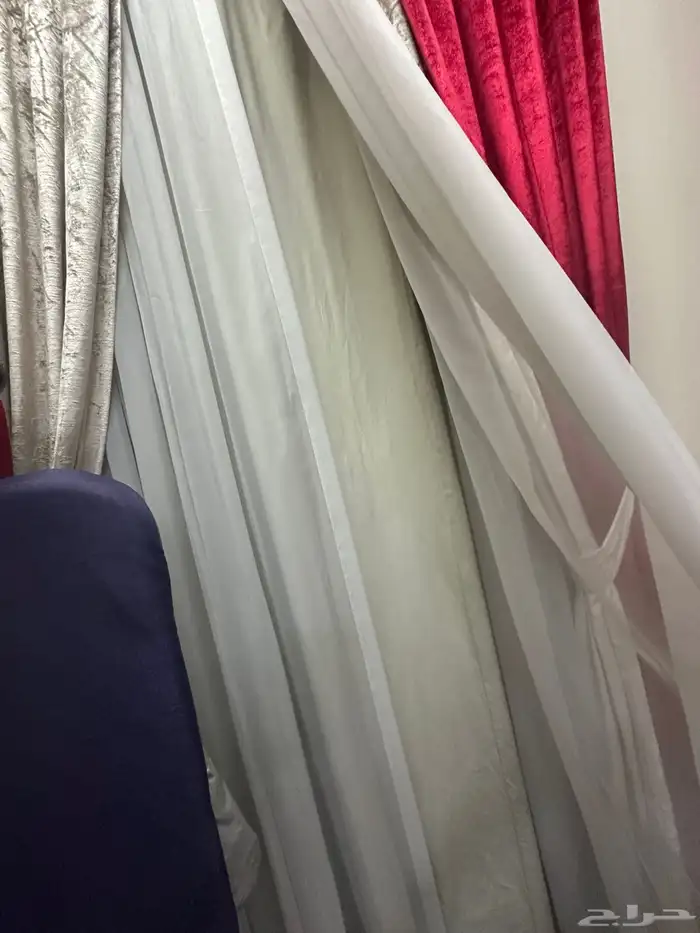 ستارة مخمل 3قطع مع كامل اغراضها 1