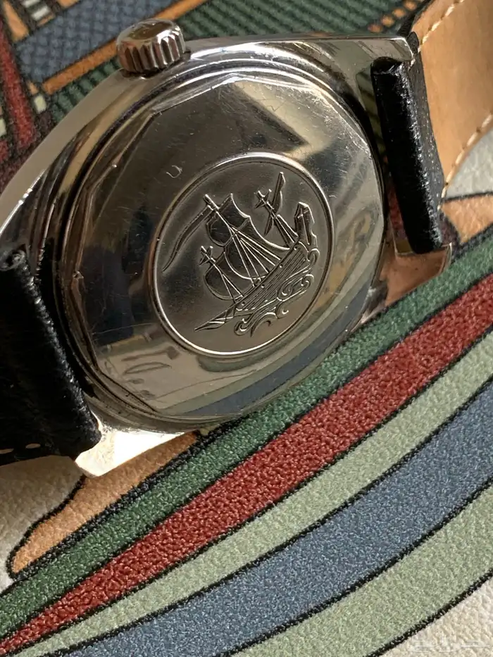 من نوادر ساعات التيسوت ( TISSOT ) الفنتج 7