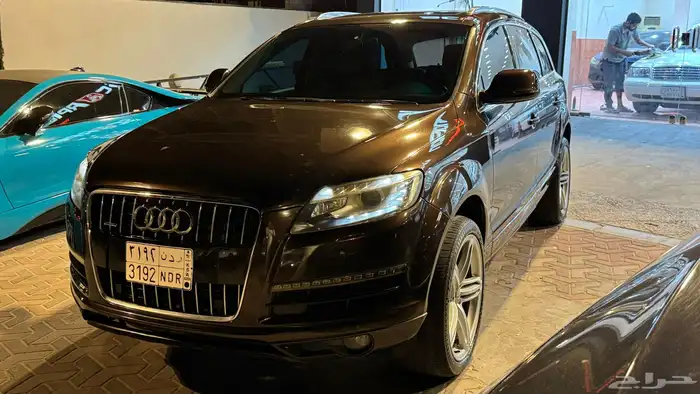 للبيع اودي Q7 6