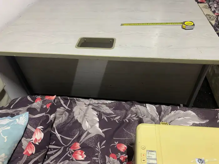 مكتب للبيع 1