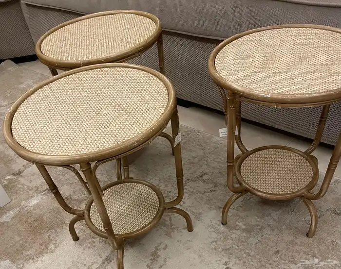 طاولات للبيع استخدام مره واحده فقط واتس 0