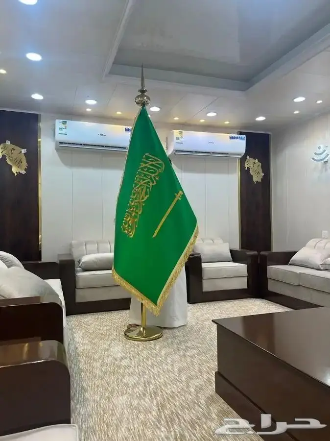 جميع احجام السواري والاعلام والهداية الدعائية توصيل شحن 2