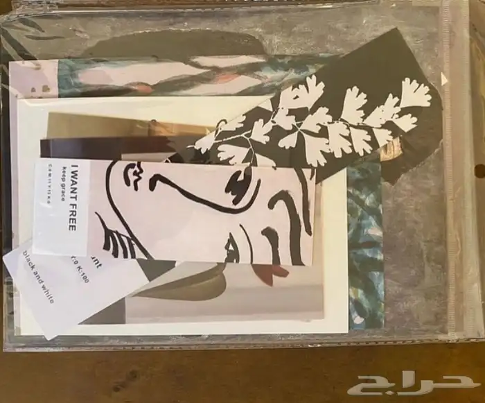مجلة ميكي - و لوحات فنية ورقية تعلق على الجدران 7