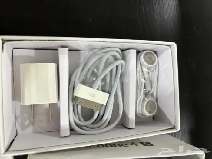 جوال آيفون 4s مخزن 32 جيجابايت iPhone 4S 9