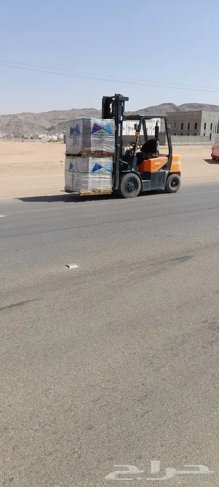 رافعه شوكيه للايجار اليومي والشهري تحميل وتنزيل تريلات 1