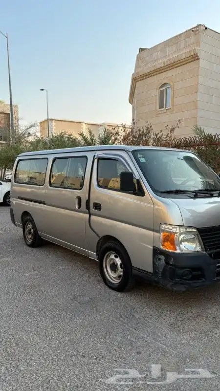 للايجار باص مع السائق 0