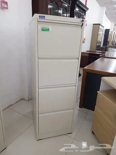 دواليب لوكر ومكاتب وشالون حديد 23
