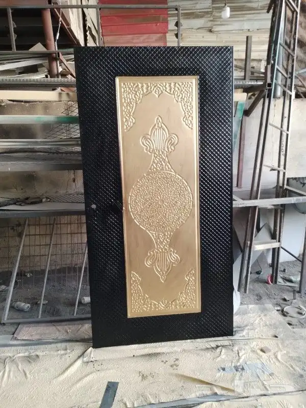 حداده عامه قرميد و مظلات سيارات وسواتر وغرف زجاجيه 6