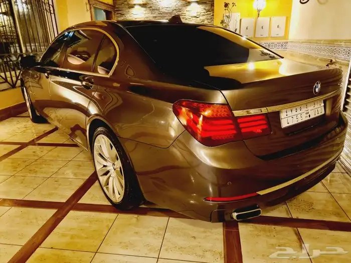 بي ام دبليو 730 مديل 2014 18