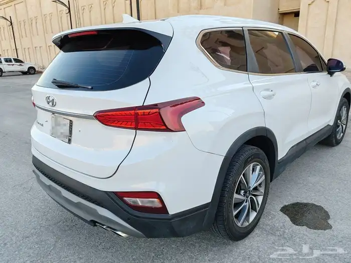 تم البيع سنتافي ديزل 2019 سبع مقاعد الاحساء بطاقة جمركيه 17