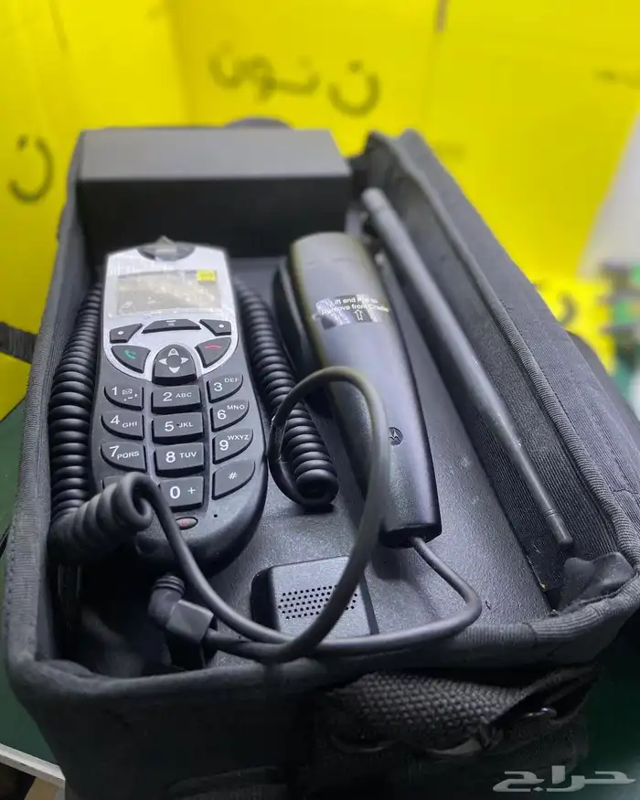 جوال البصمه الأصلي شد بلاده نزل سنه 1995 ما انفك  ابد 63