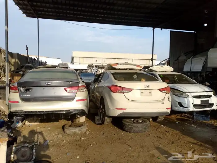 بيع قطع غيار السيارات 3