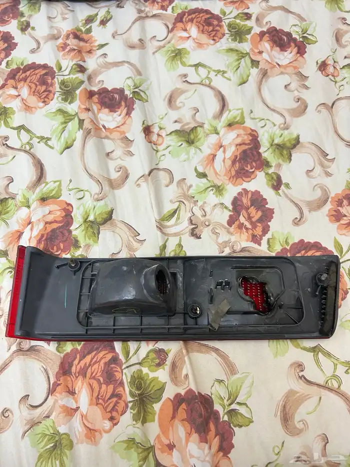 للبيع اصطب كامري 1998 إلى 2000 اصلي 0