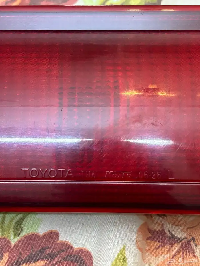 للبيع اصطب كامري 1998 إلى 2000 اصلي 1