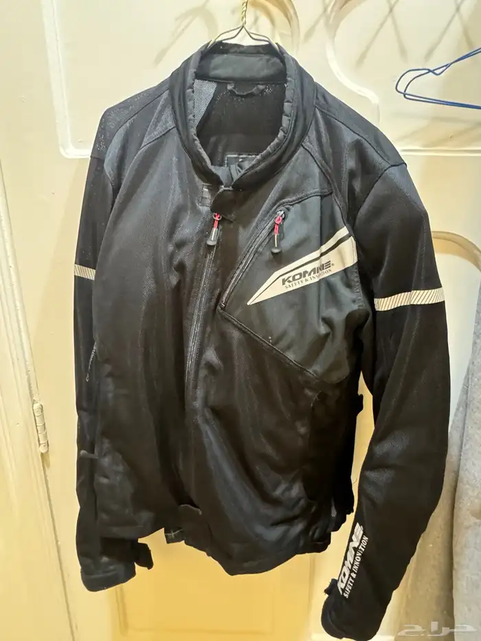 للبيع خوذه دراجه ناريه L وجاكيت ياباني 2xL وجزمه ياباني42 0