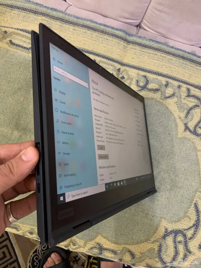 كمبيوتر و تبلت 2in 1 شاشة لمس مع القلم معالج i7 7